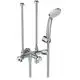 Zweigriff-Badearmatur von Ideal Standard in Chrom-Optik, mit flexibler Handbrause und verchromten Bedienungselementen. Ideal für moderne Badezimmergestaltung.